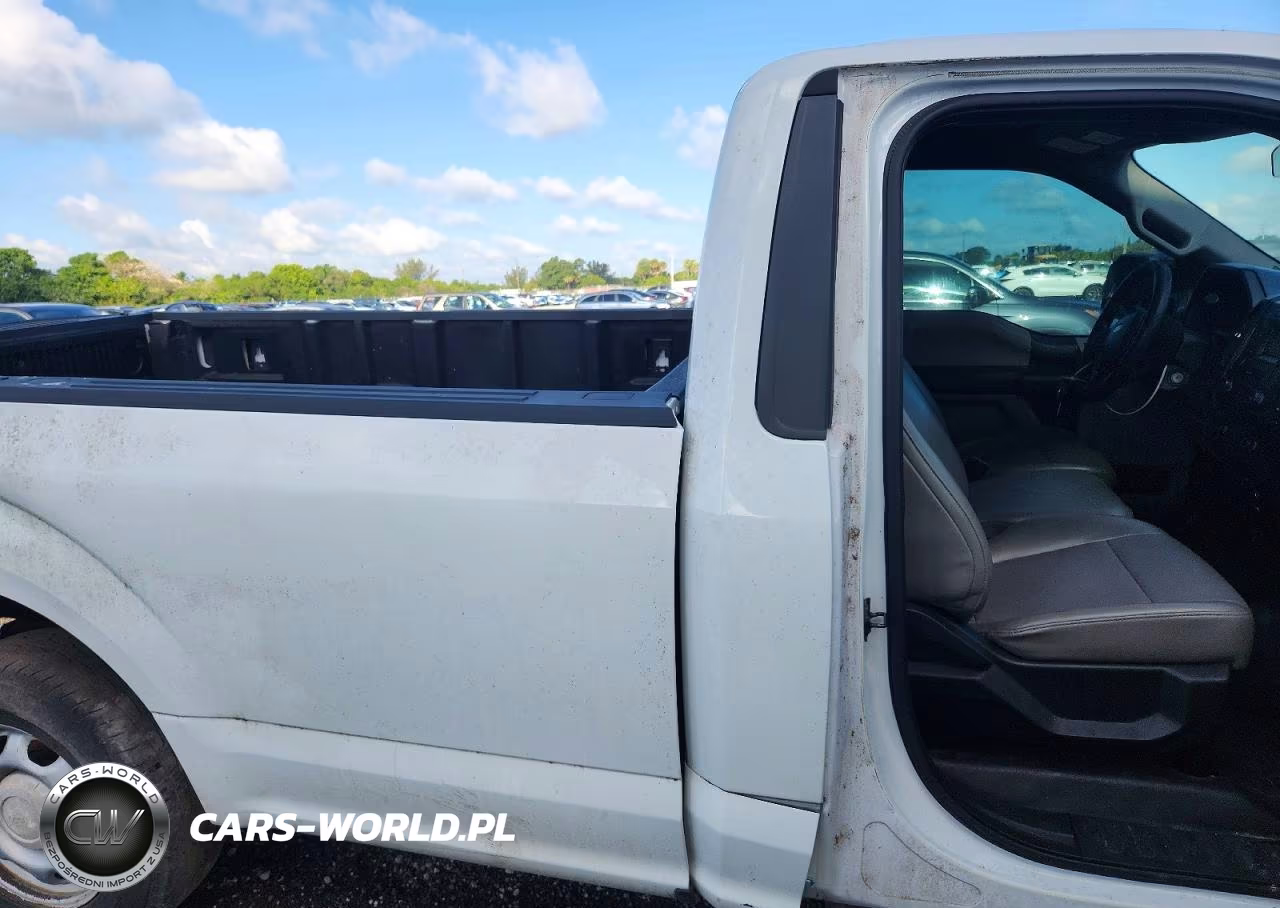 2017 Ford F150 VIN:1FTMF1C81HKD38563 - 10