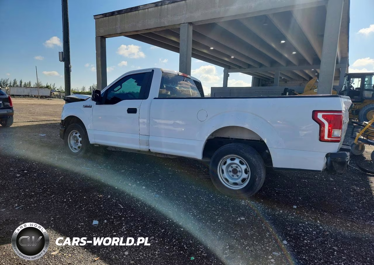 2017 Ford F150 VIN:1FTMF1C81HKD38563 - 2