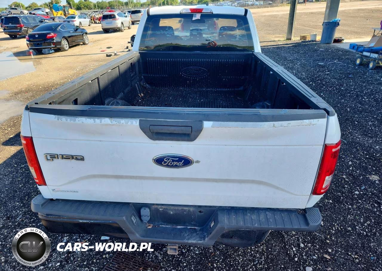 2017 Ford F150 VIN:1FTMF1C81HKD38563 - 6