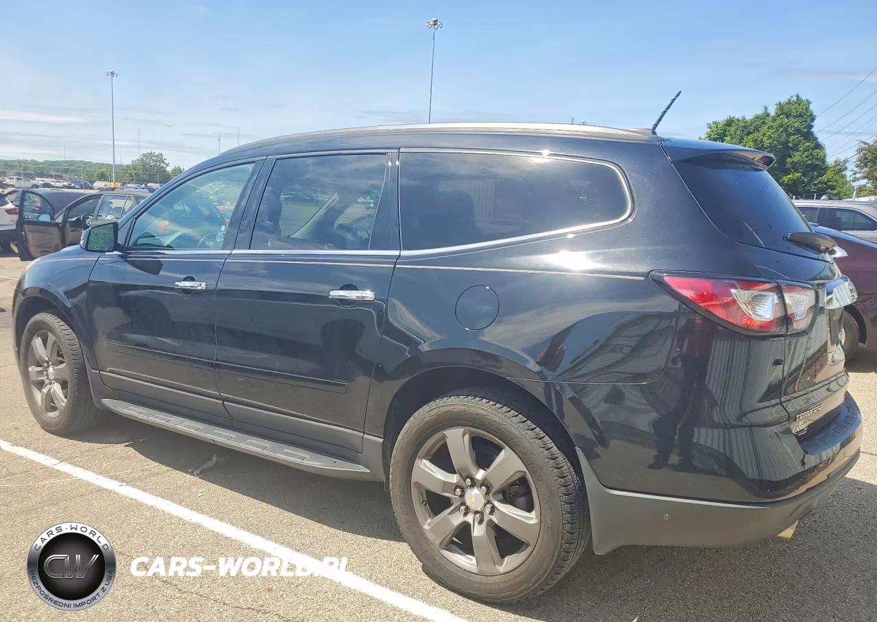 2017 Chevrolet Traverse Lt VIN:1GNKRHKD0HJ305007 - 2