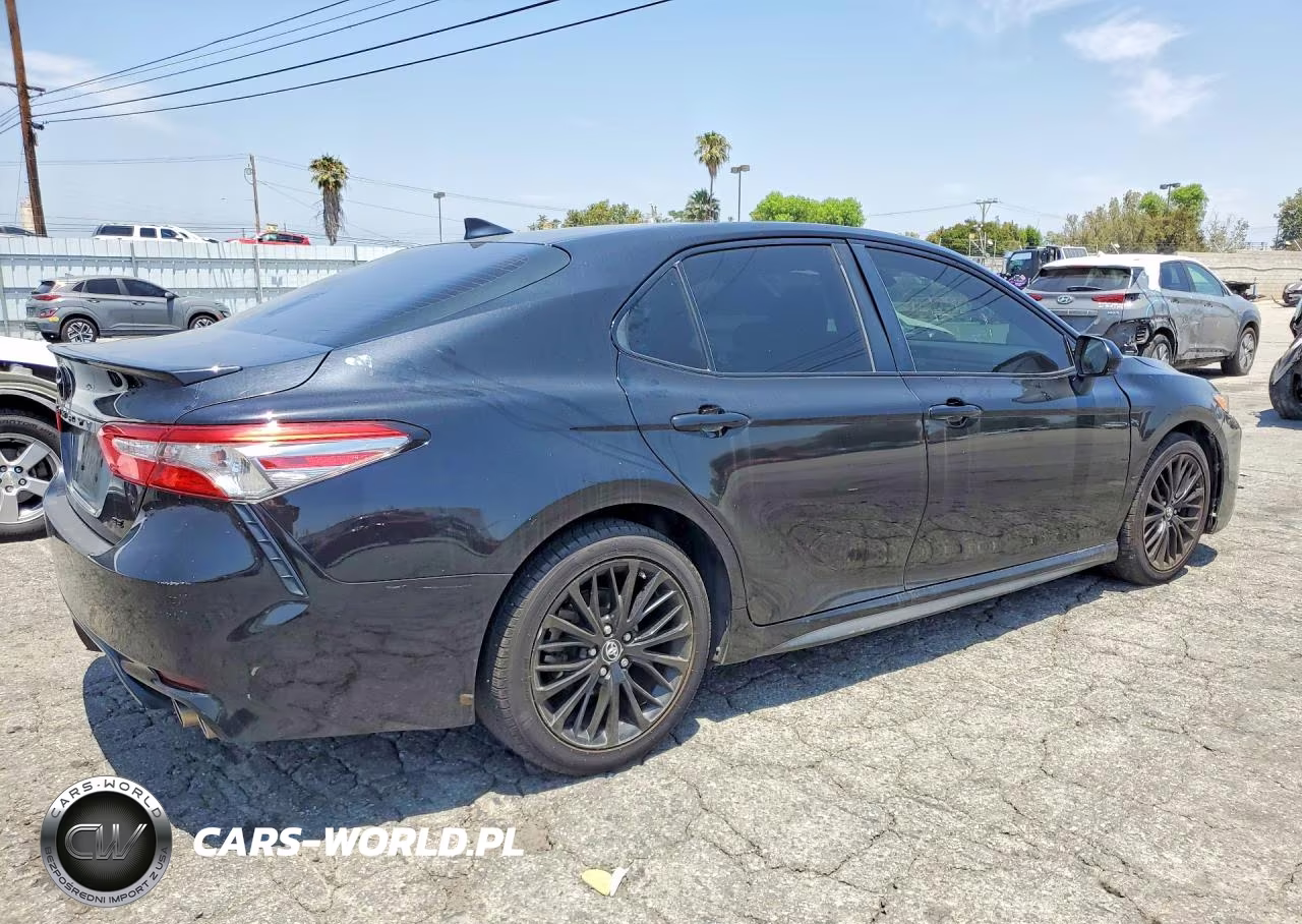 2019 Toyota Camry Se VIN:4T1B11HK4KU261589 - 3
