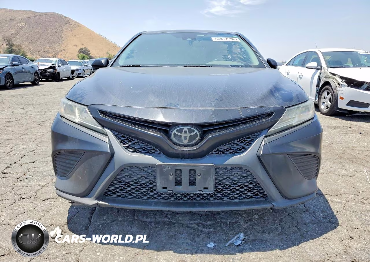 2019 Toyota Camry Se VIN:4T1B11HK4KU261589 - 5