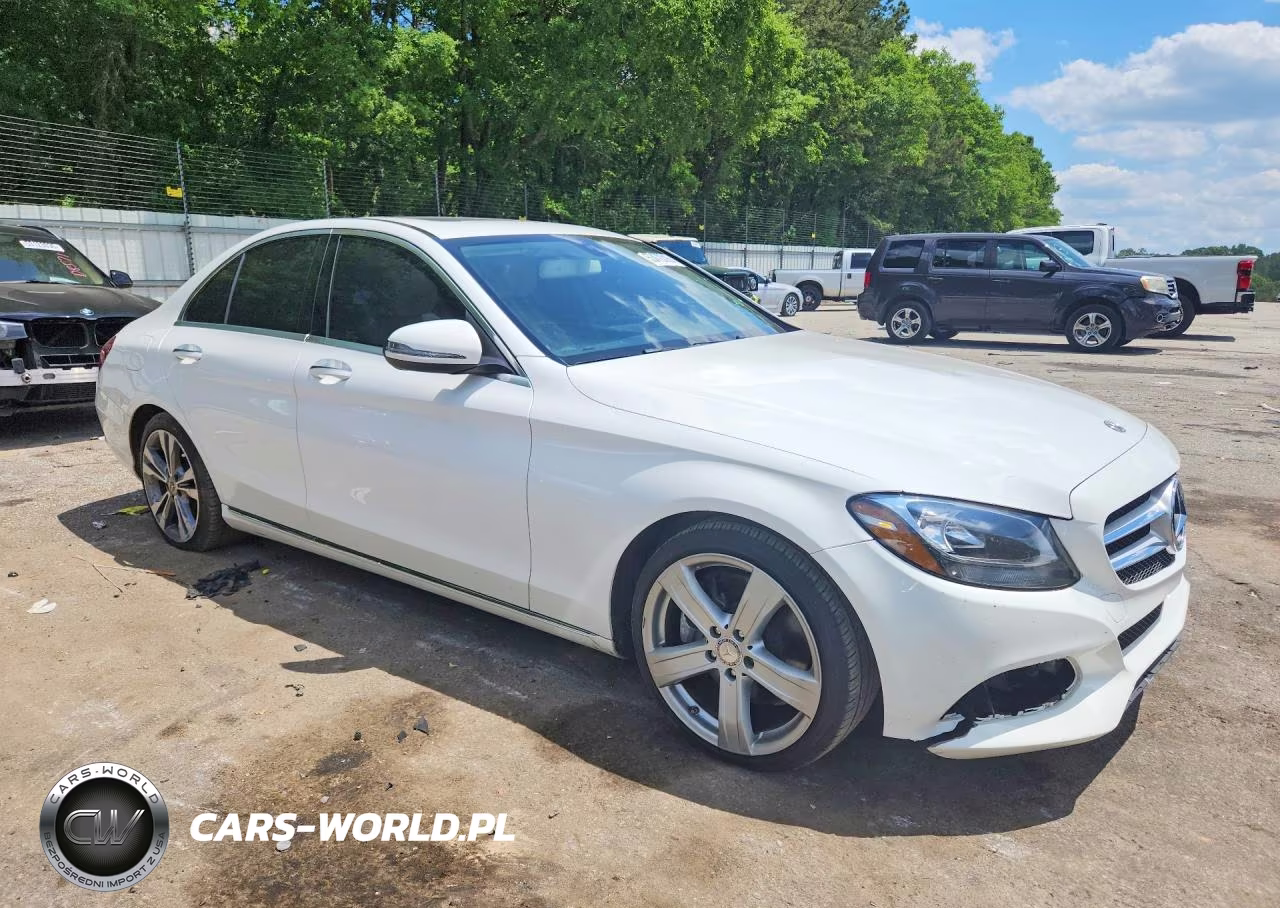 2018 Mercedes-Benz C 300 VIN:55SWF4JB6JU273848 - 4