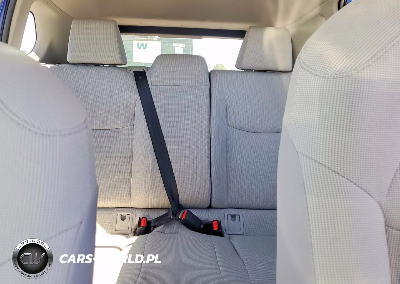 2022 Toyota Corolla Cross Le VIN:7MUBAABG3NV037625 - 10