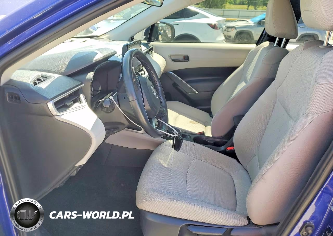 2022 Toyota Corolla Cross Le VIN:7MUBAABG3NV037625 - 7
