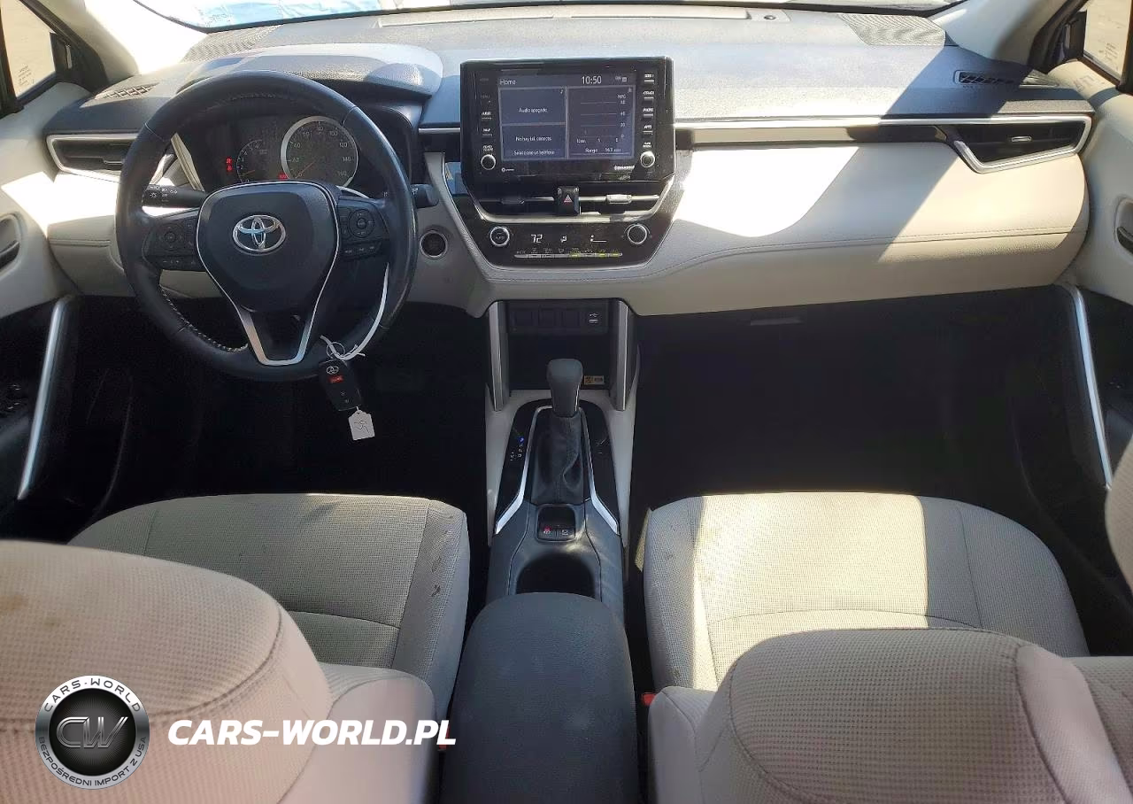 2022 Toyota Corolla Cross Le VIN:7MUBAABG3NV037625 - 8