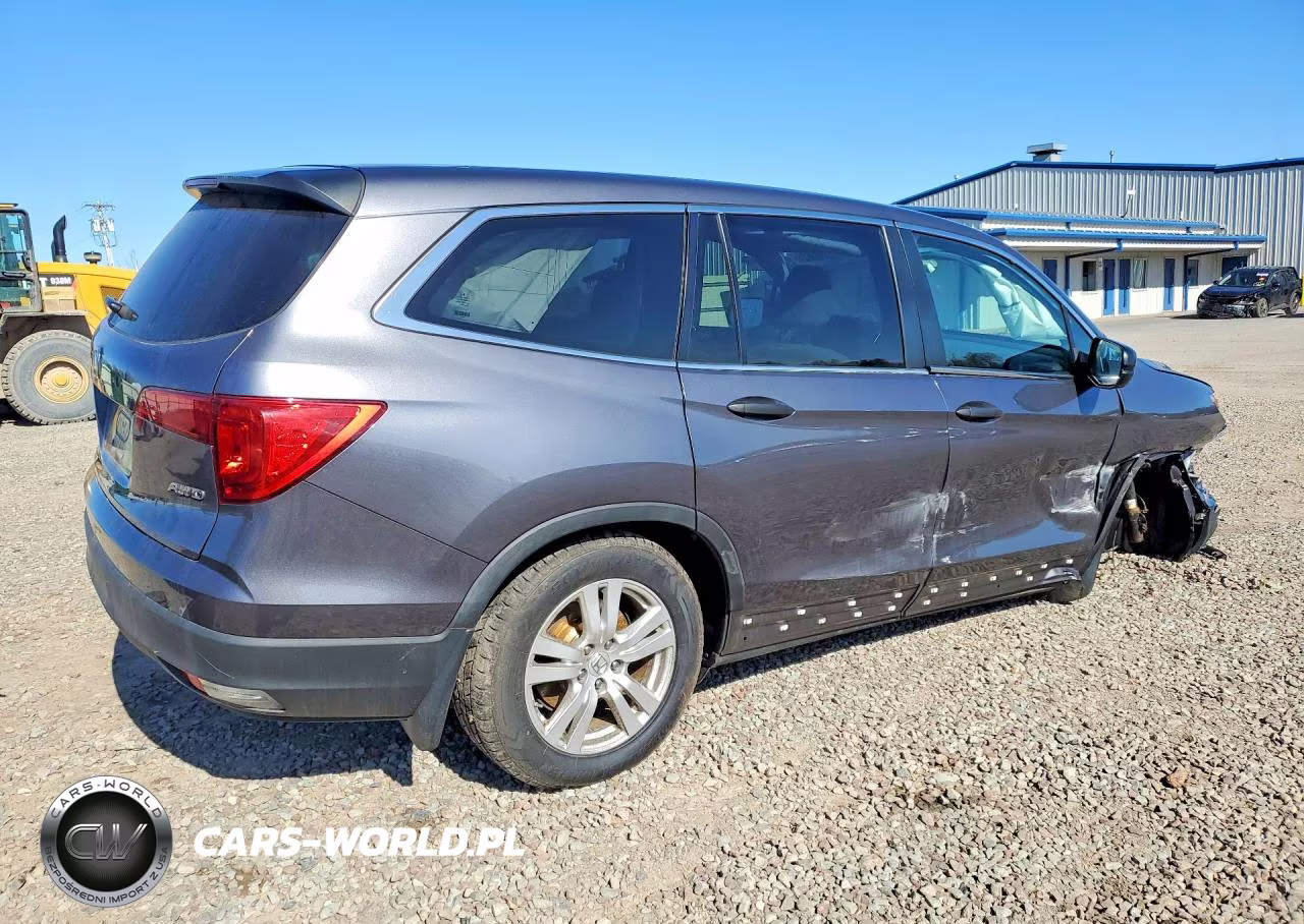 2018 Honda Pilot Lx VIN:5FNYF6H14JB029652 - 3