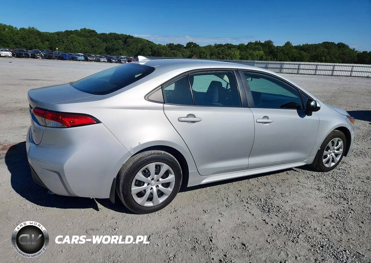 2026 Toyota Corolla Le VIN:5YFB4MDE5TP368758 - 3