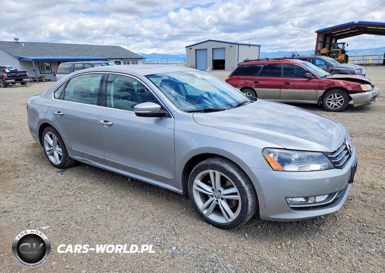 2013 Volkswagen Passat Sel VIN:1VWCN7A31DC139510 - 4