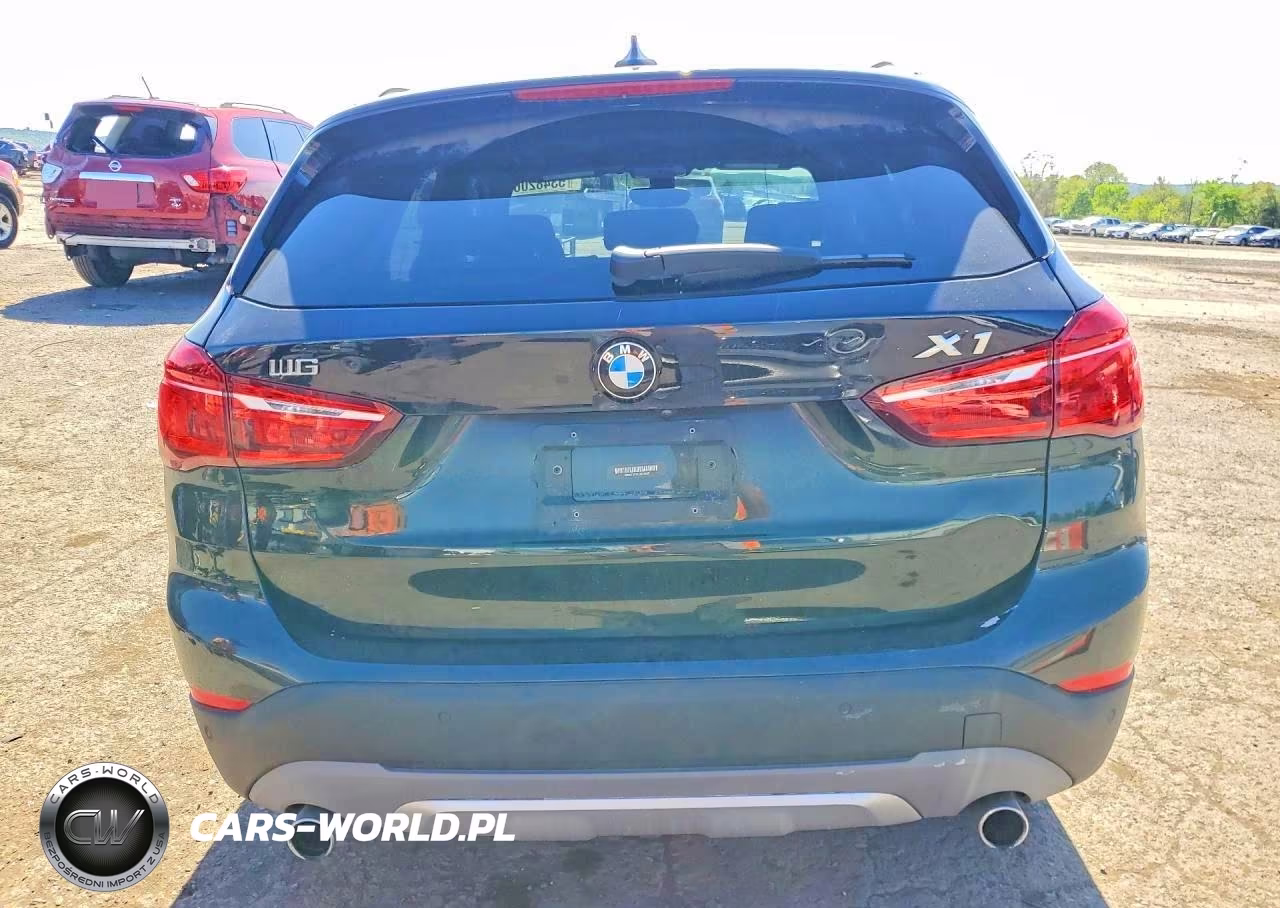 2018 BMW X1 xDrive28I VIN:WBXHT3C35J5K28505 - 6