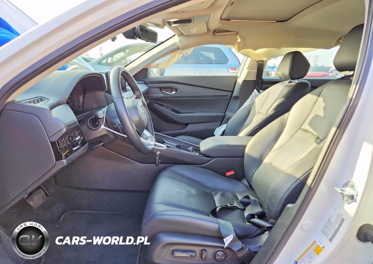 2025 Honda Accord Touring Hybrid VIN:1HGCY2F88SA046088 - 7