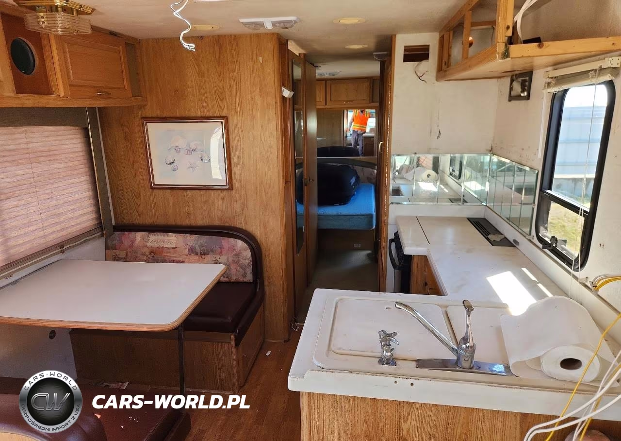 1999 National Surf Side Rv VIN:1GBLP37J0X3305424 - 6
