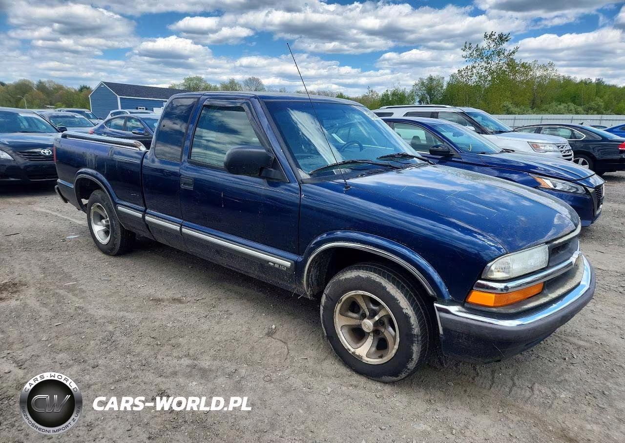 2002 Chevrolet S Truck S10 VIN:1GCCS195928161477 - 4