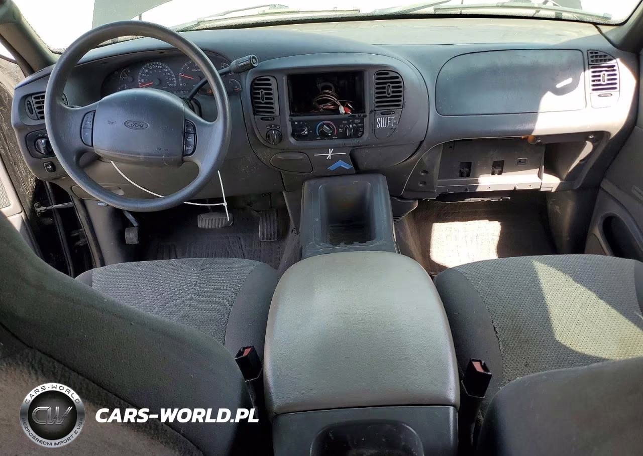 2001 Ford Expedition Xlt VIN:1FMPU16L81LB61623 - 8