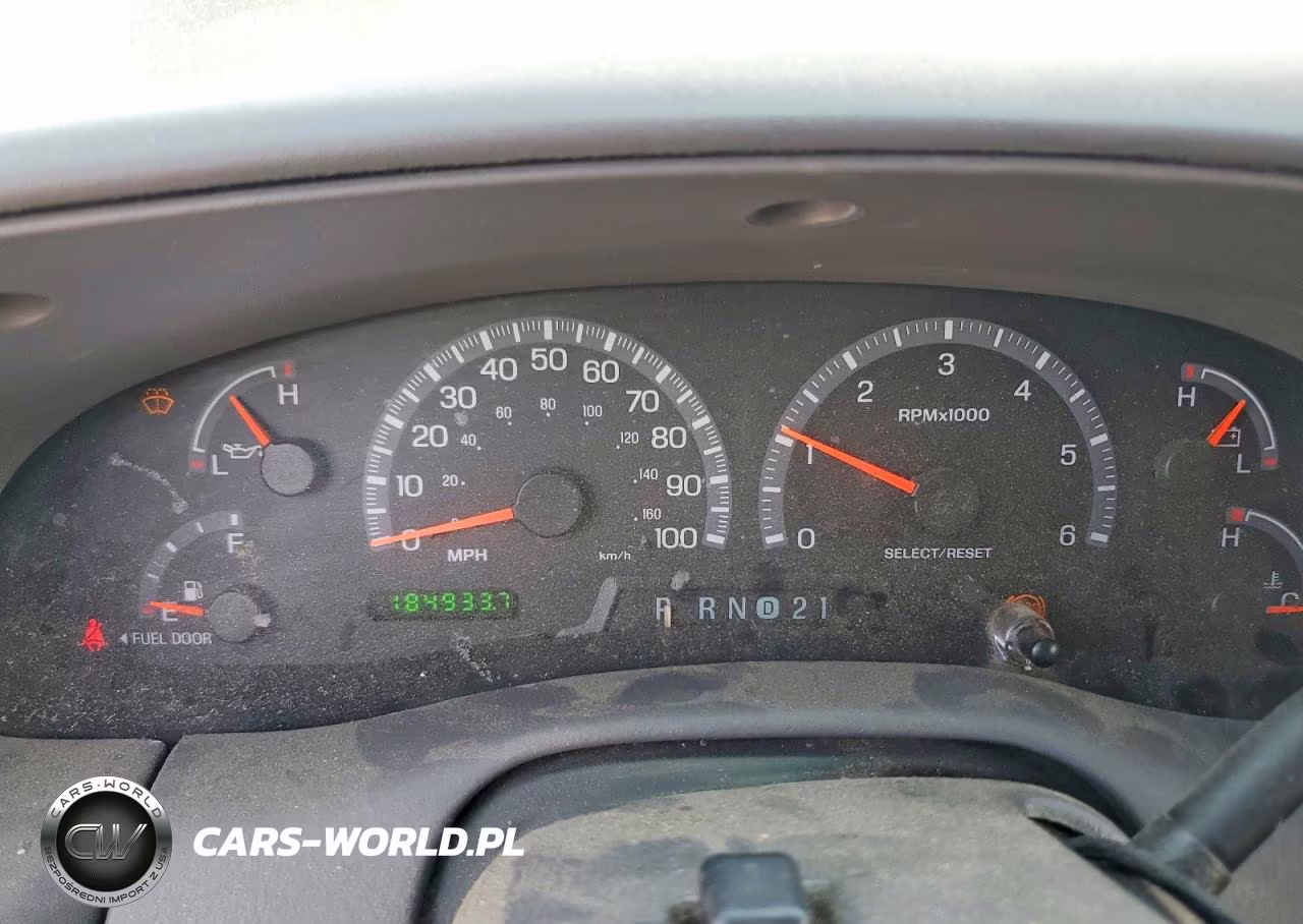 2001 Ford Expedition Xlt VIN:1FMPU16L81LB61623 - 9