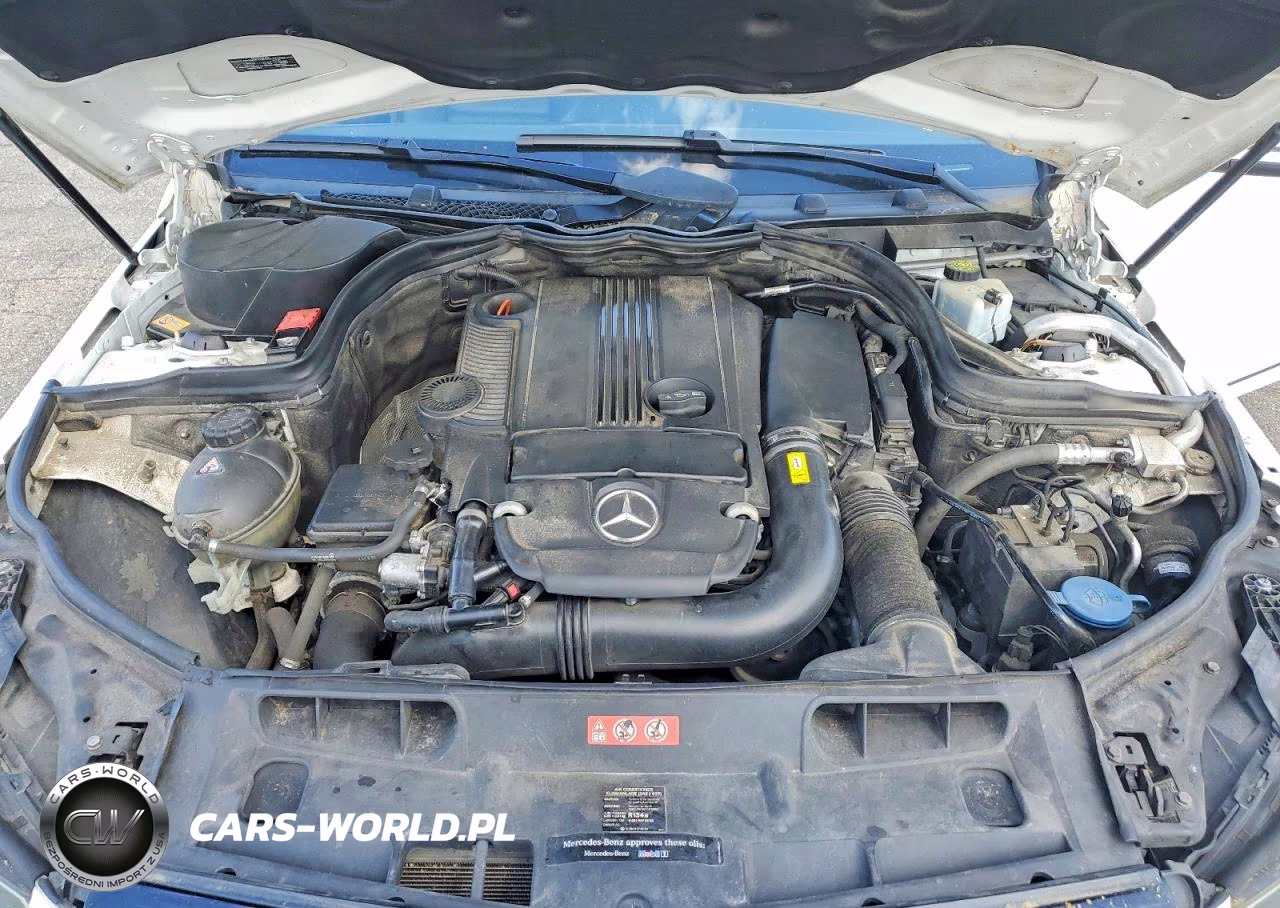 2014 Mercedes-Benz C VIN:WDDGF4HB9ER317603 - 11
