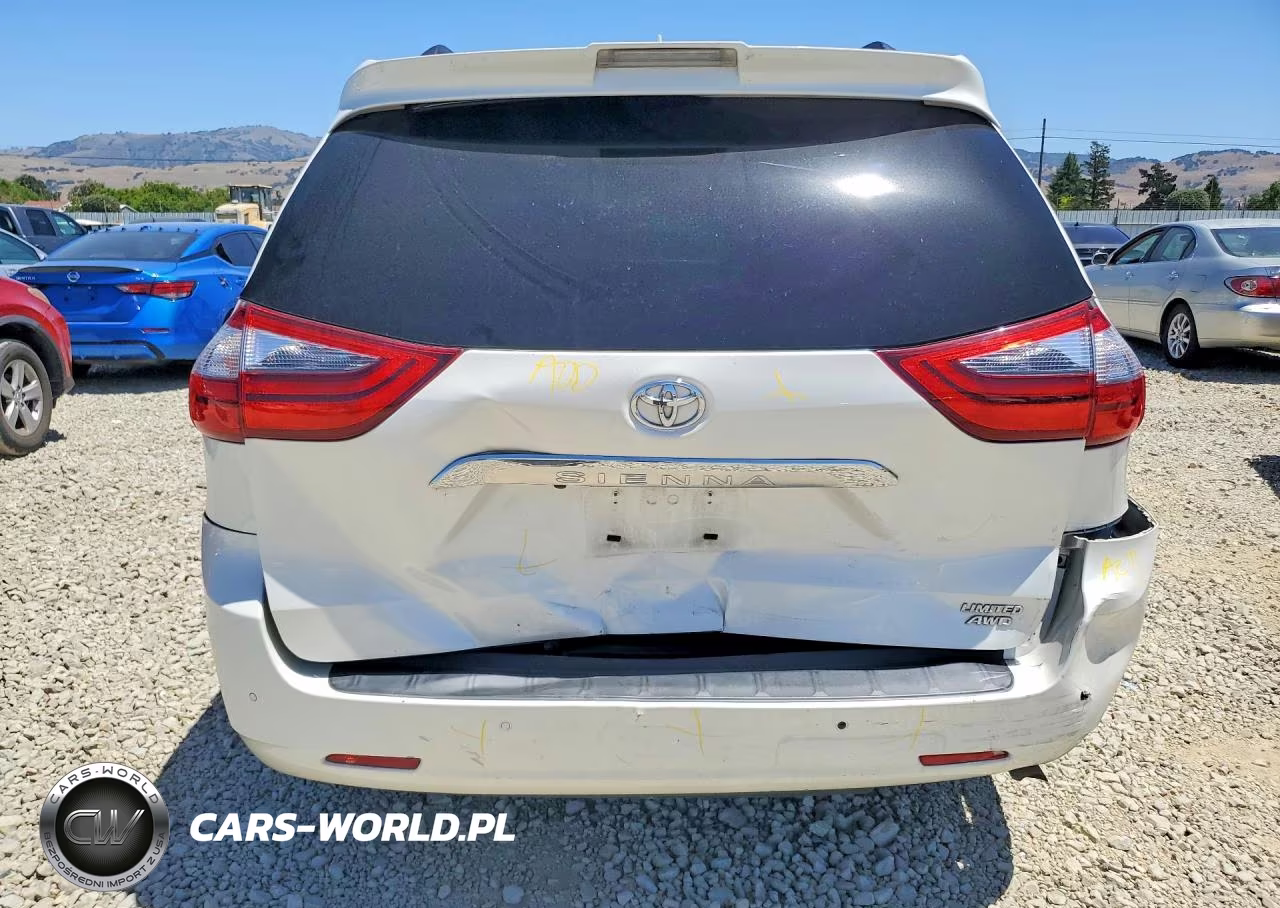 2020 Toyota Sienna Limited Premium 7-Passenger VIN:5TDDZ3DC2LS237104 - 6