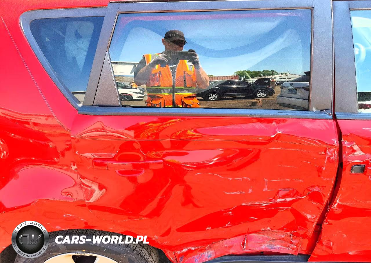 2019 Kia Soul Base VIN:KNDJN2A24K7684045 - 10