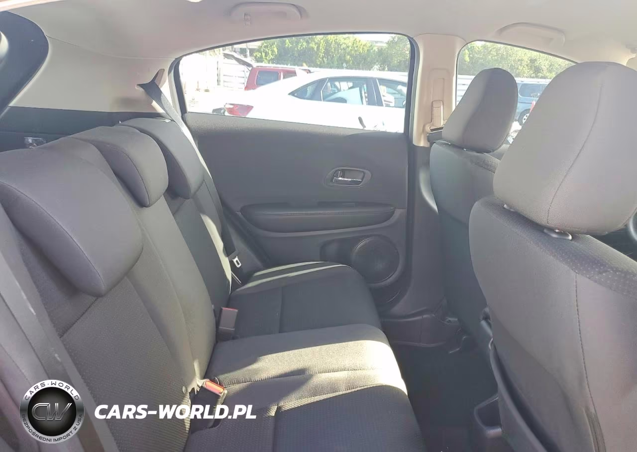 2021 Honda Hr-V Lx VIN:3CZRU5H33MM706139 - 10