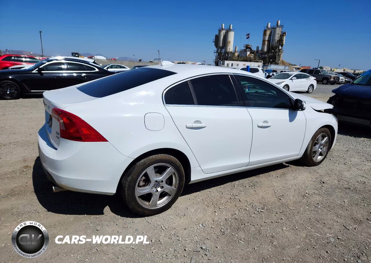 2013 Volvo S60 T5 VIN:YV1612FH0D2171058 - 3