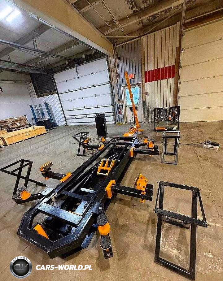 2025 OTHER HEAVY EQUIPMENT L PULLER VIN:3811011 - 7