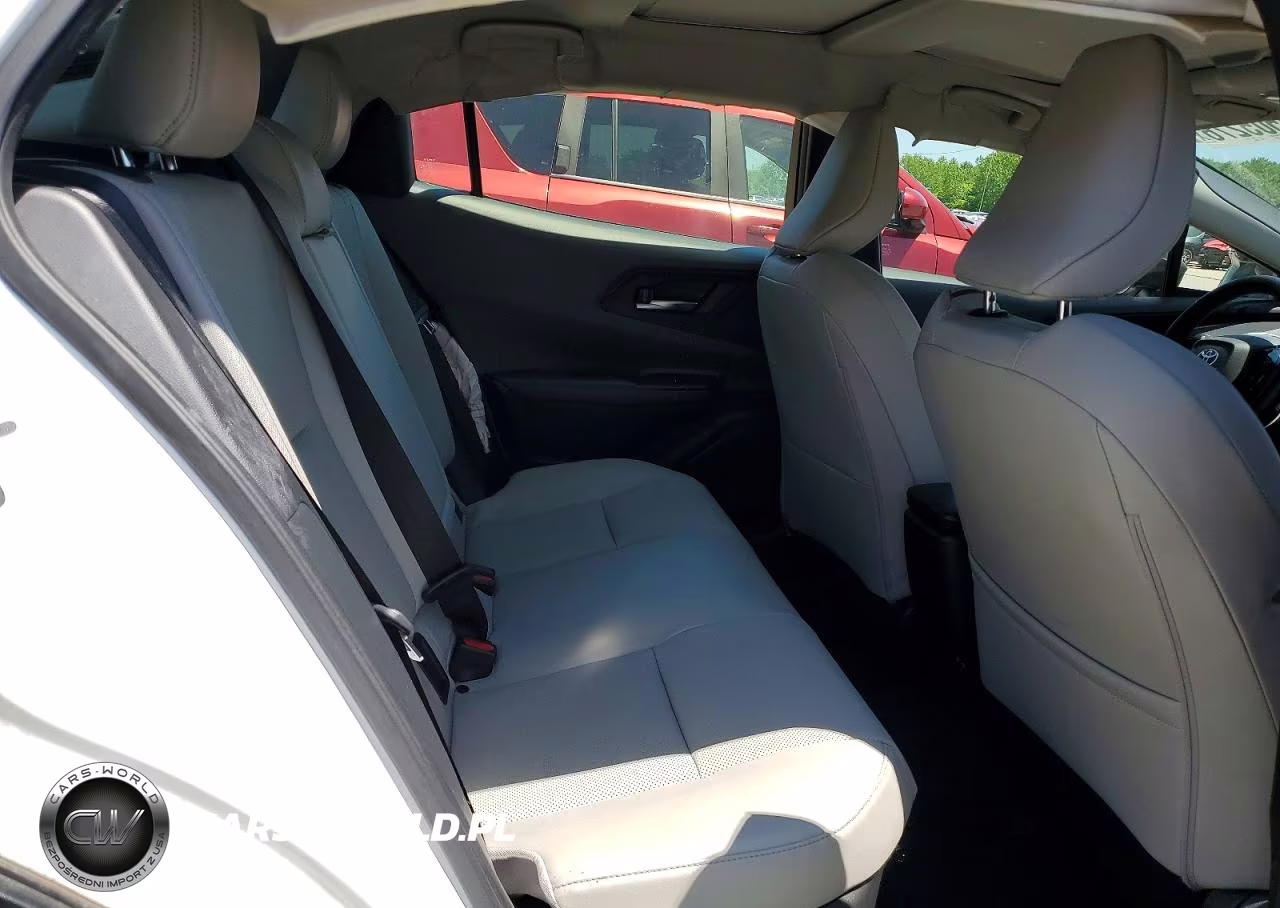 2024 Toyota Prius Limited VIN:JTDACAAU0R3015807 - 10