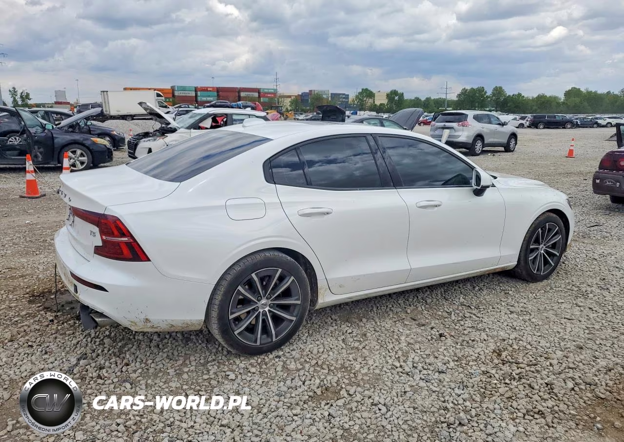2021 Volvo S60 T5 Momentum VIN:7JR102FK4MG102697 - 3