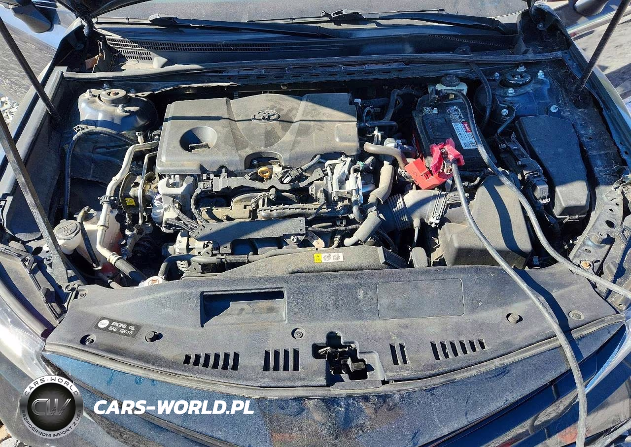 2018 Toyota Camry Le VIN:4T1B11HK4JU598391 - 11