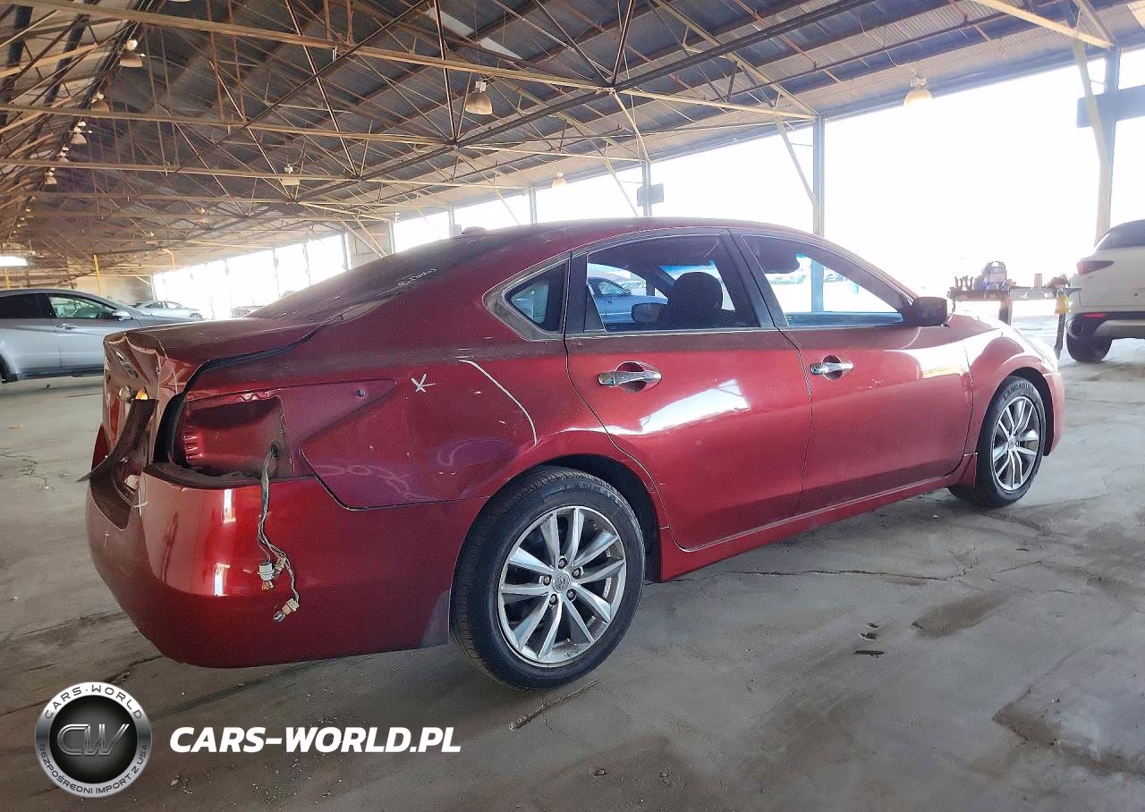 2015 Nissan Altima 2.5 S VIN:1N4AL3AP4FC411262 - 3
