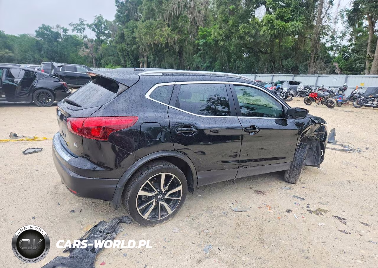 2017 Nissan Rogue Sport S VIN:JN1BJ1CP9HW033109 - 3