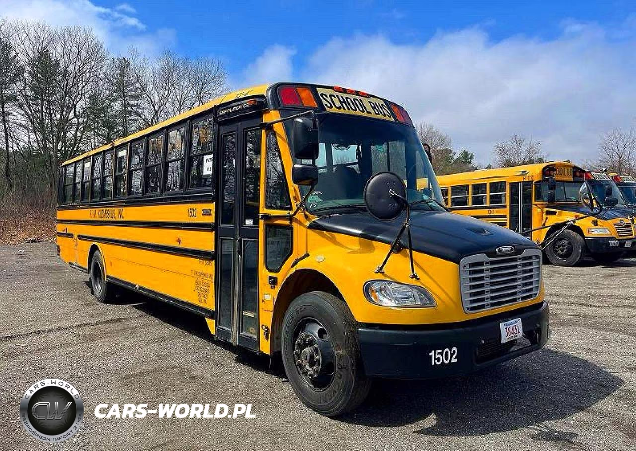 2015 Freightliner Chassis B2B