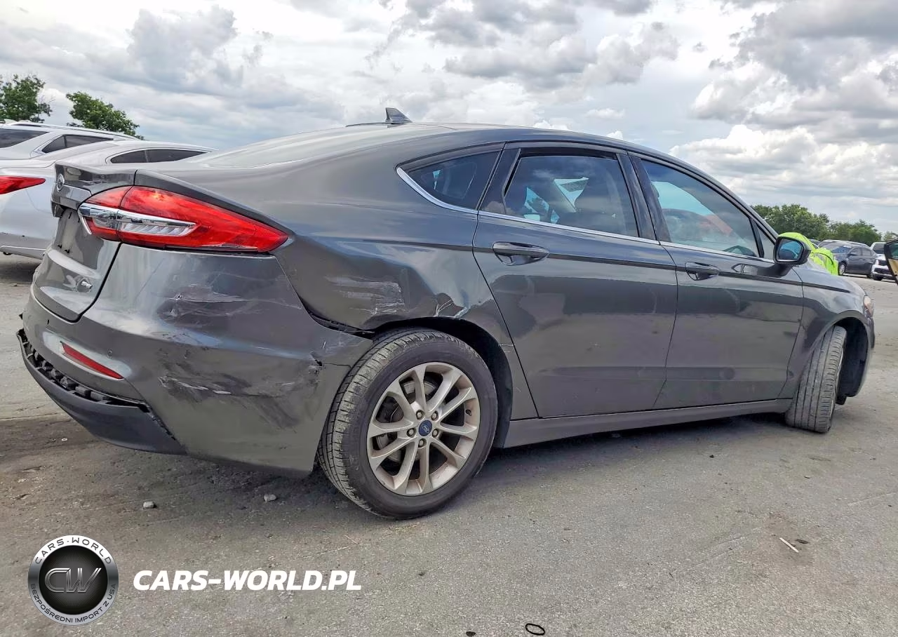 2019 Ford Fusion Se VIN:3FA6P0H74KR122375 - 3