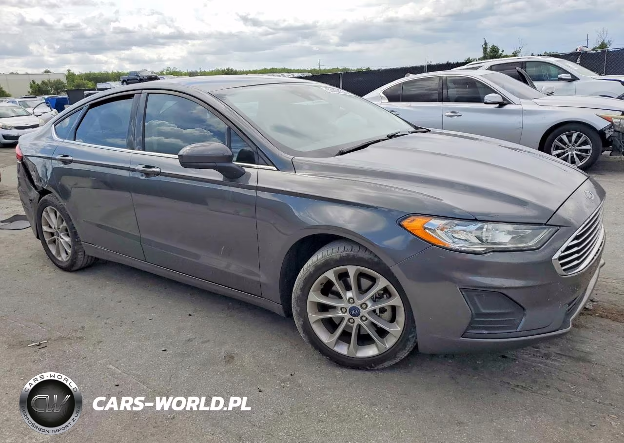 2019 Ford Fusion Se VIN:3FA6P0H74KR122375 - 4