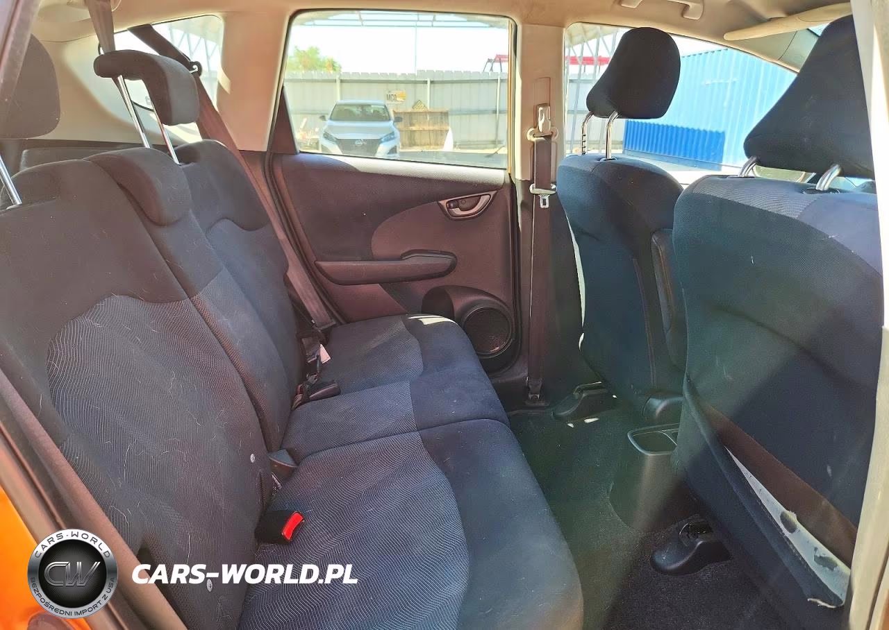 2009 Honda Fit Sport VIN:JHMGE88639S046901 - 11