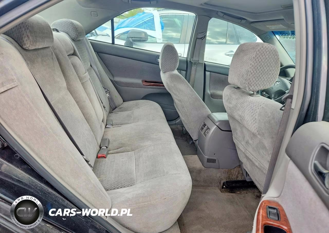 2003 Toyota Camry Xle VIN:4T1BE30KX3U152292 - 10