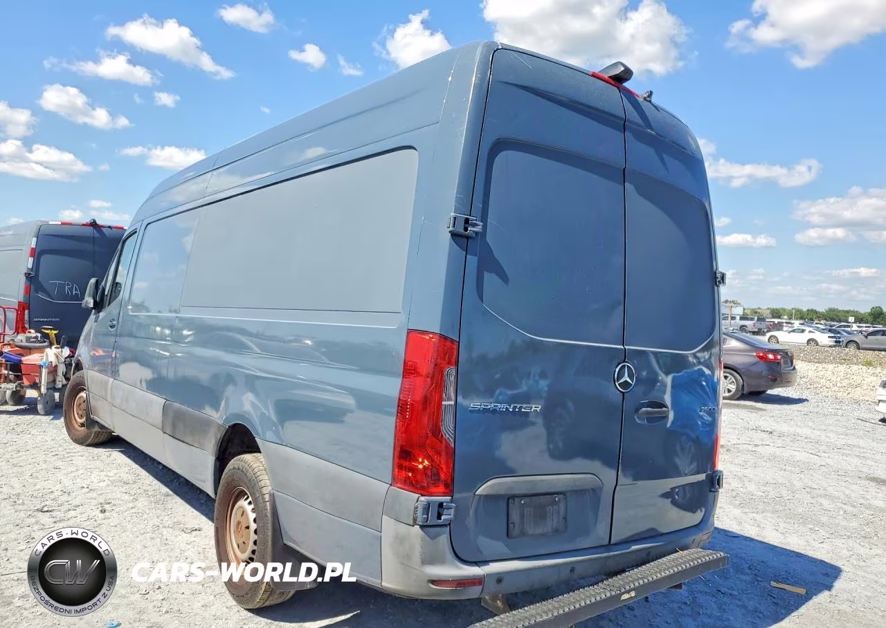 2019 Mercedes-Benz Sprinter 2500 VIN:WD4PF1CD9KP146690 - 2