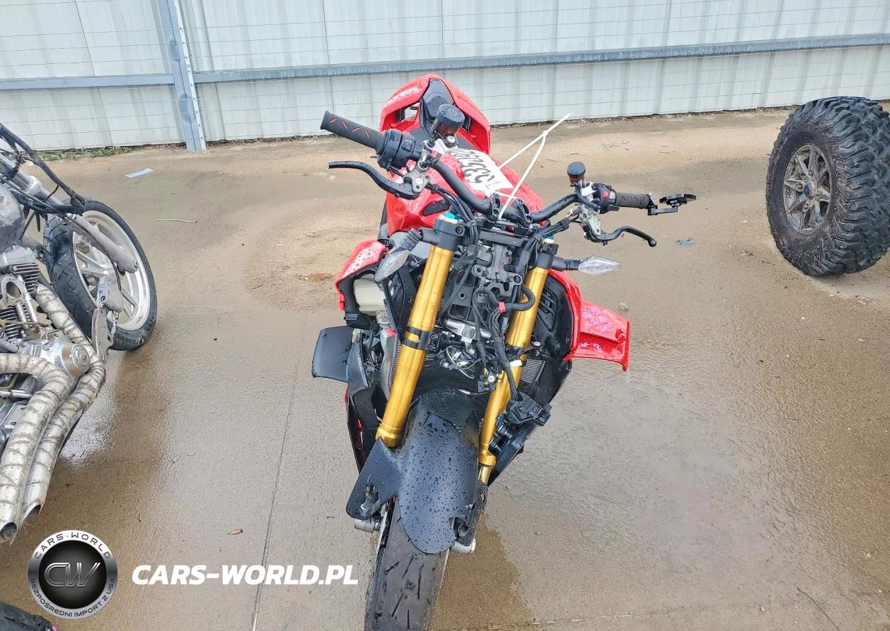 2026 Ducati Streetfighter V4 VIN:ZDMFAK6W8TB002493 - 2