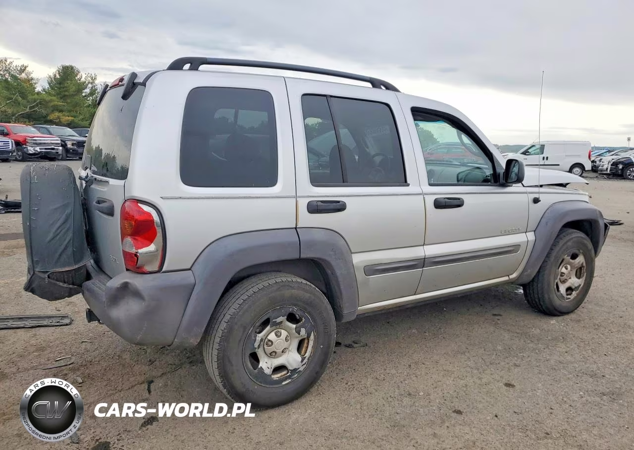 2004 Jeep Liberty Sport VIN:1J4GL48K34W175679 - 3