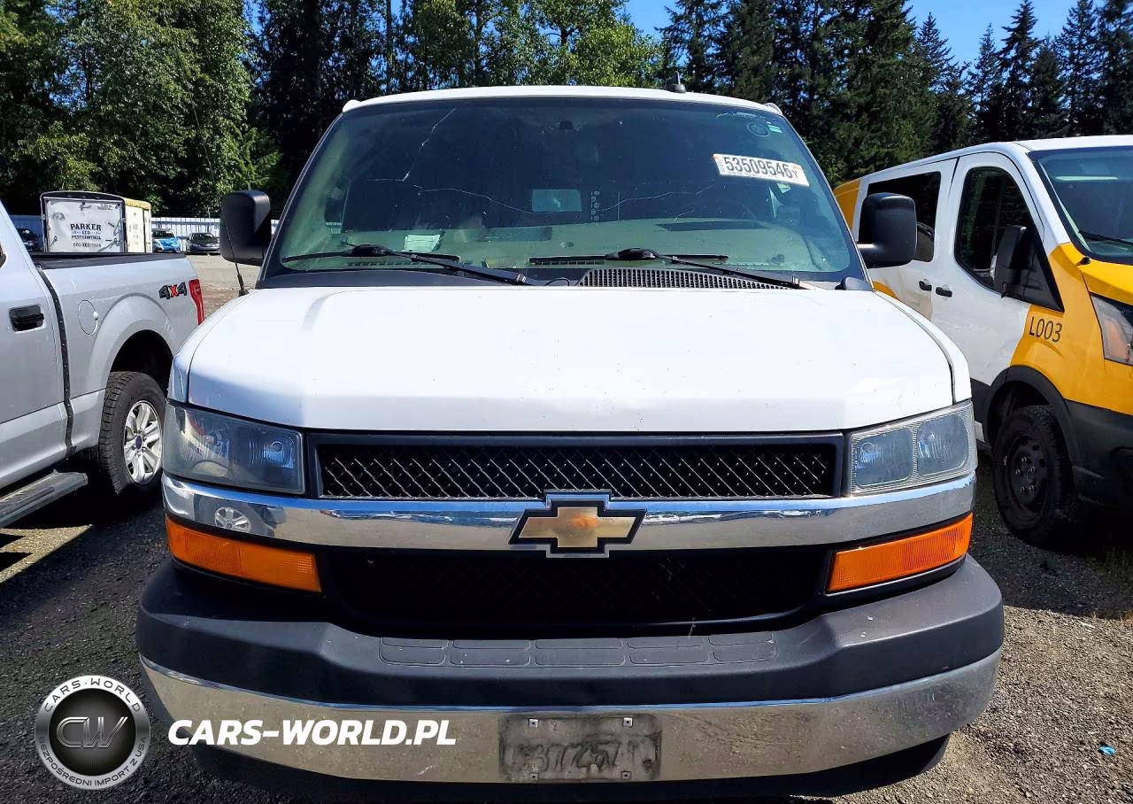 2018 Chevrolet Express G3500 VIN:1GCZGGF17J1178656 - 5