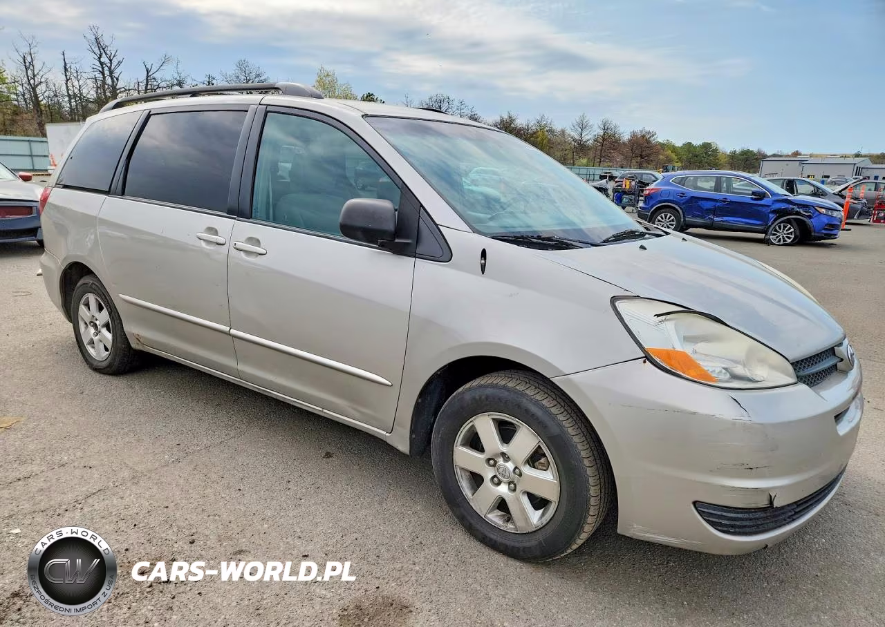 2005 Toyota Sienna Le 7 Passenger VIN:5TDZA23C05S337424 - 4