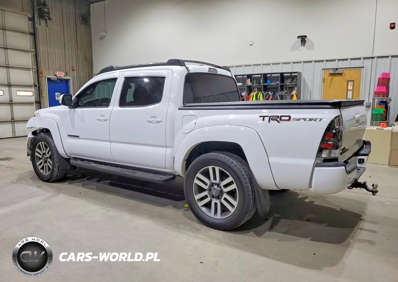 2011 Toyota Tacoma Double Cab VIN:5TFLU4EN4BX002468 - 2