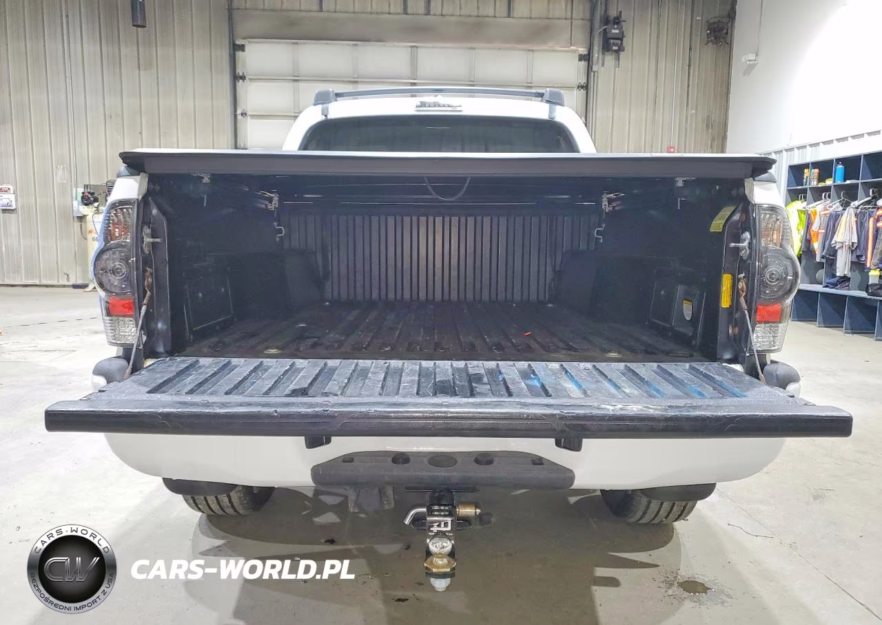 2011 Toyota Tacoma Double Cab VIN:5TFLU4EN4BX002468 - 6