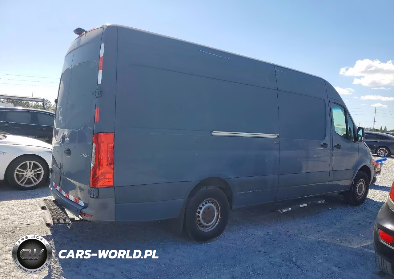 2019 Mercedes-Benz Sprinter 2500 VIN:WD4PF1CD1KP151771 - 3