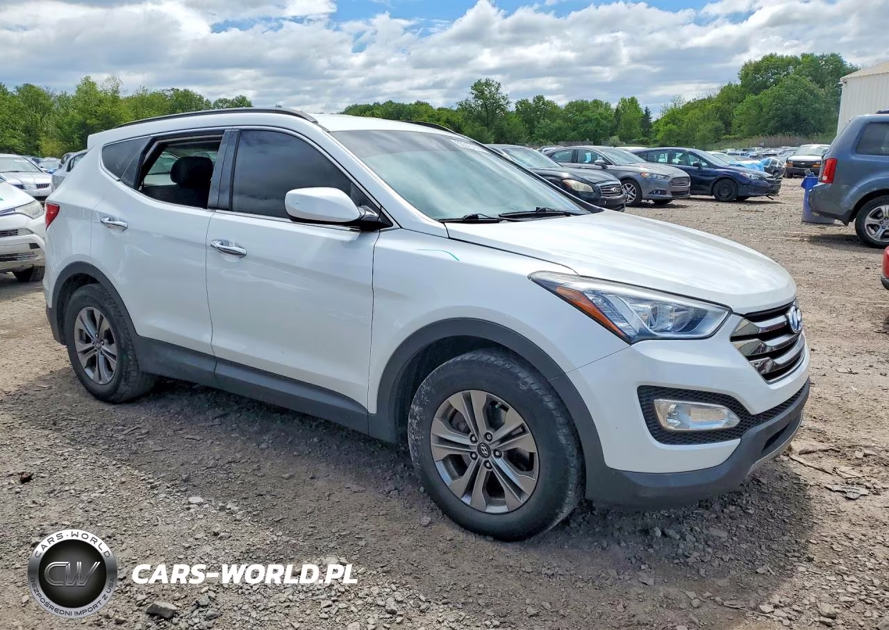 2016 Hyundai Santa Fe Sport 2.4L VIN:5XYZU3LBXGG370838 - 4