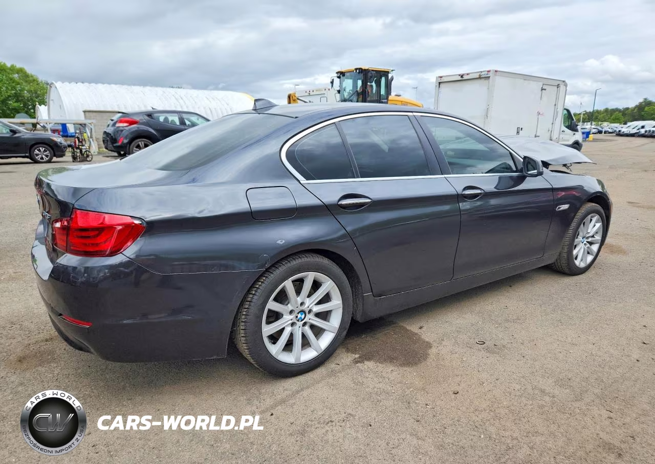 2013 BMW 528 Xi VIN:WBAXH5C54DD107754 - 3