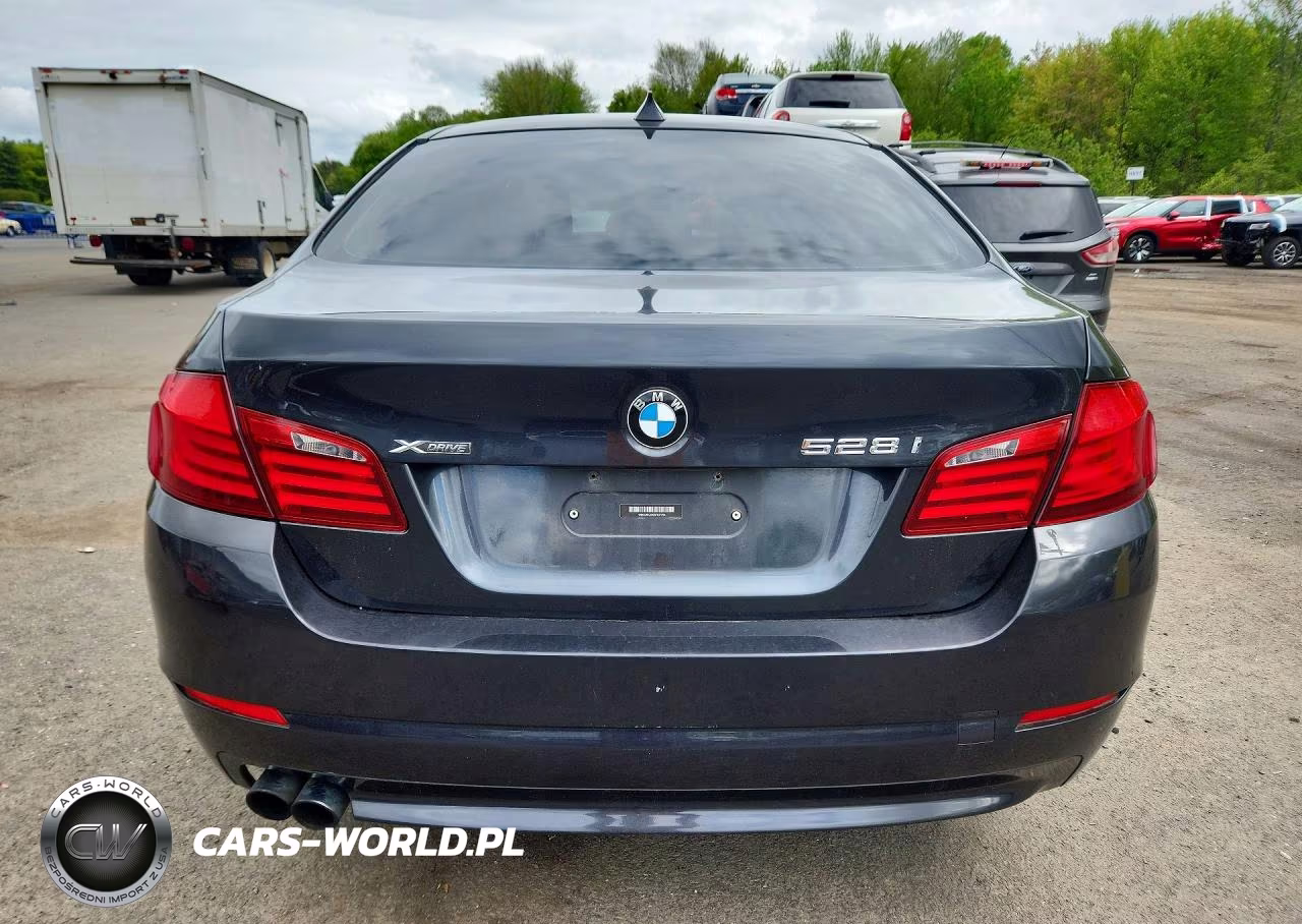 2013 BMW 528 Xi VIN:WBAXH5C54DD107754 - 6