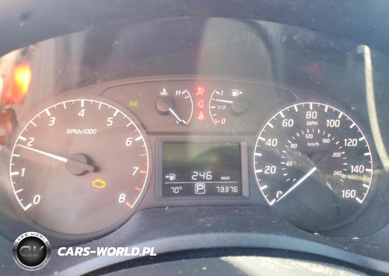 2015 Nissan Sentra S VIN:3N1AB7APXFY315702 - 9