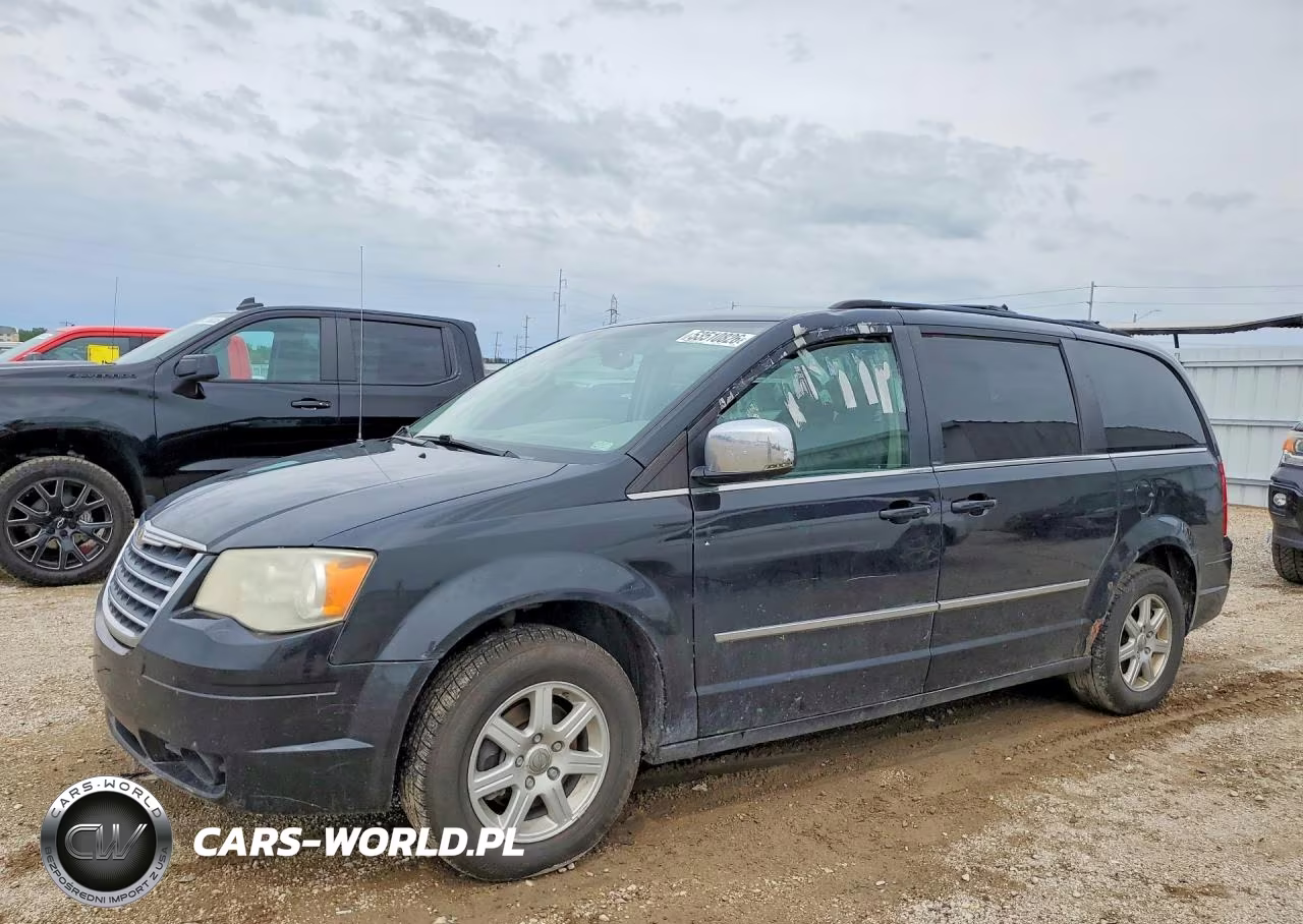2009 Chrysler Town & Country Touring