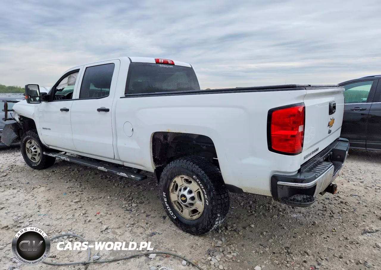 2015 Chevrolet Silverado K2500 Heavy Duty VIN:1GC1KUE81FF562645 - 2