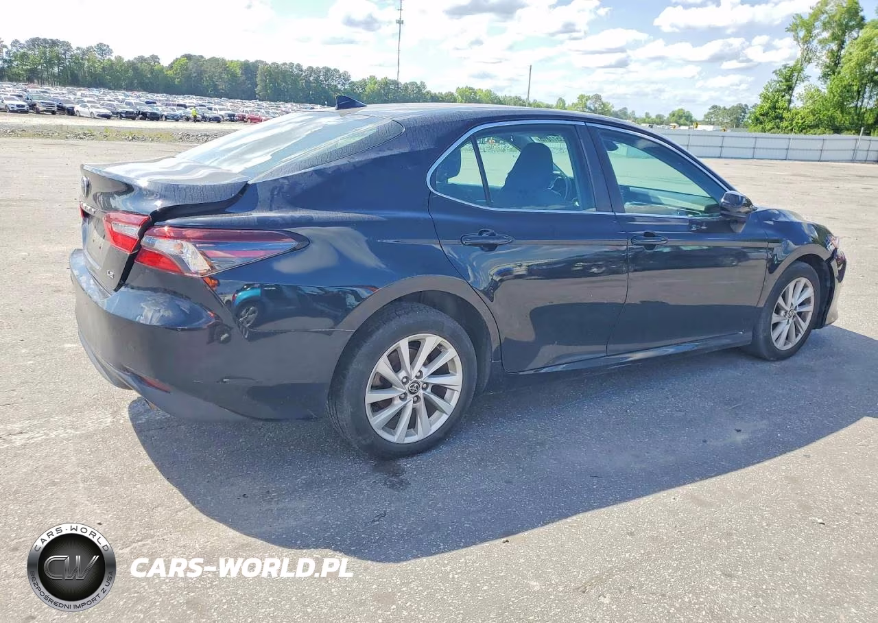 2022 Toyota Camry Le VIN:4T1C11AK8NU625502 - 3